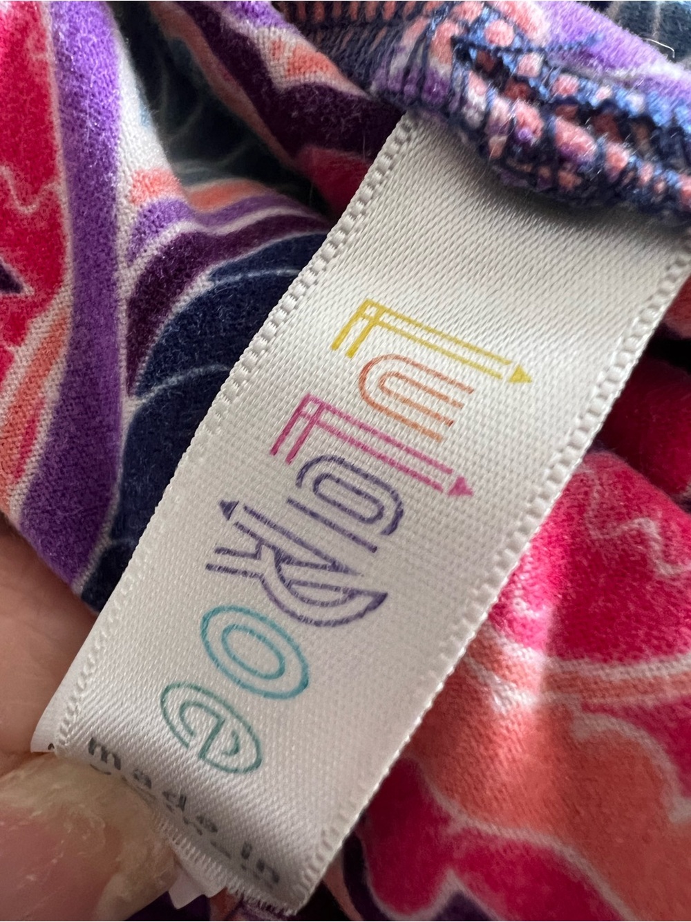 LuLaRoe Paisley Print Leggings in Pink, Purple & Coral - Picture 2 of 2